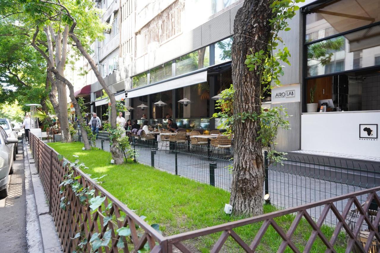 Soho Apart Hotel Jerevan Eksteriør bilde