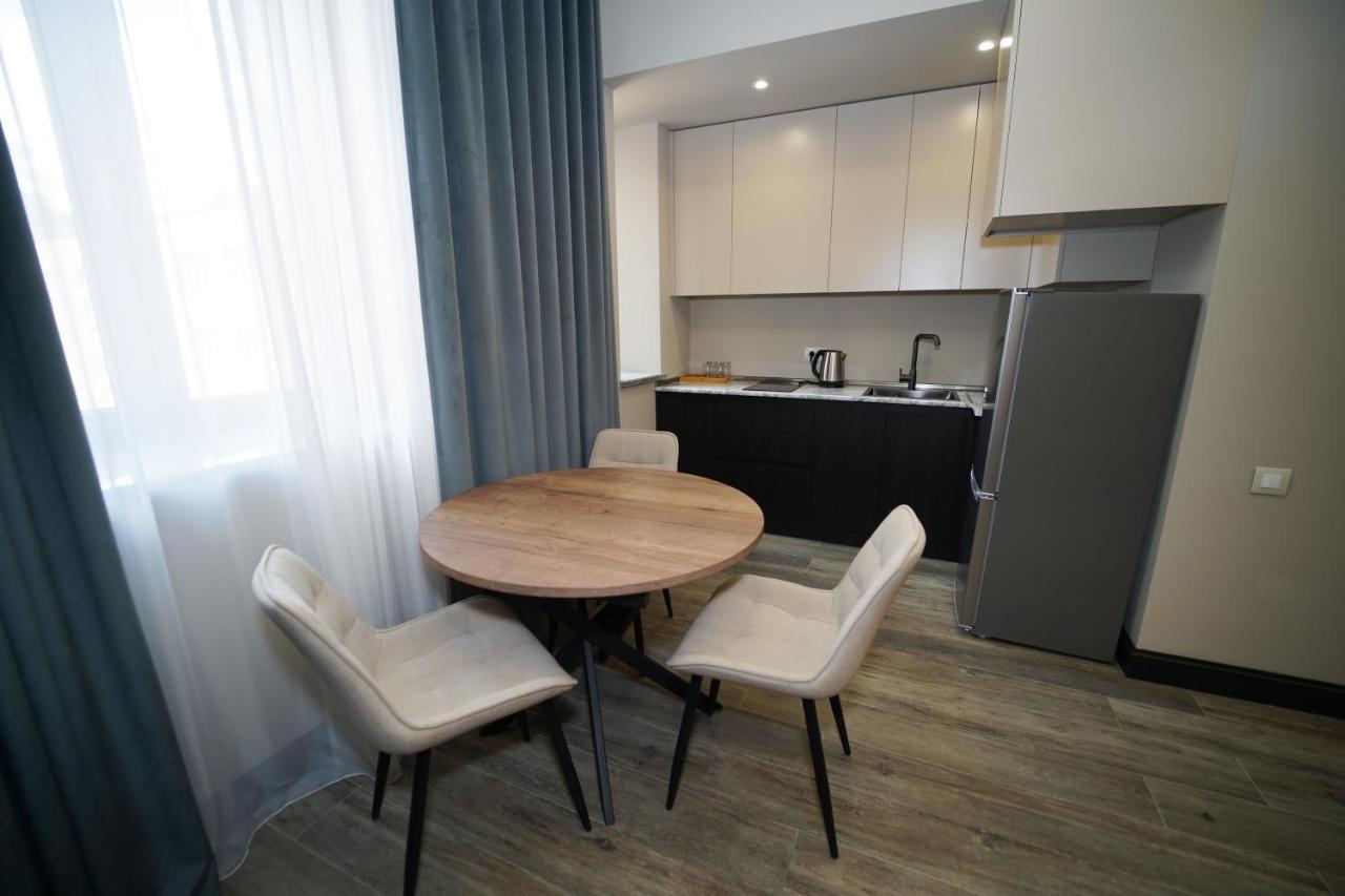 Soho Apart Hotel Jerevan Eksteriør bilde