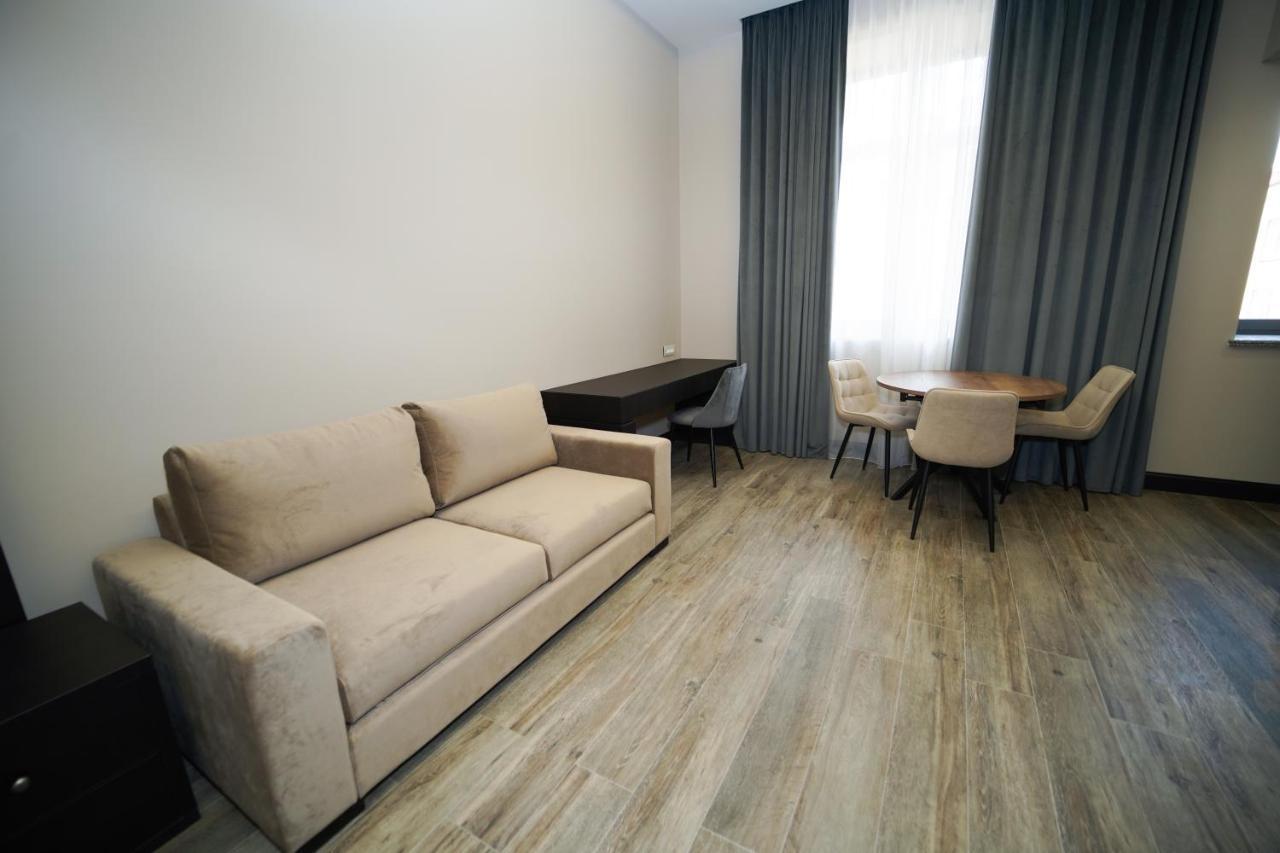 Soho Apart Hotel Jerevan Eksteriør bilde